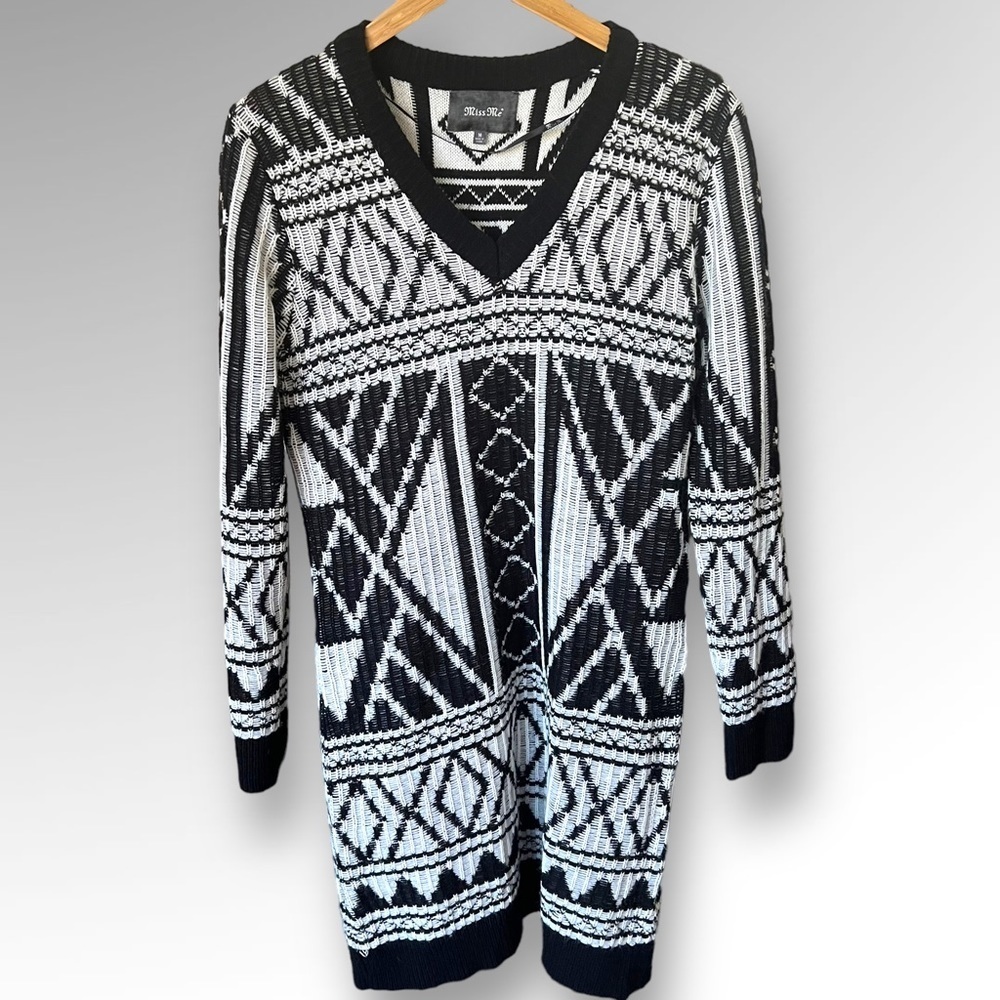 MISS ME SWEATER DRESS.